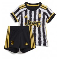 Echipament fotbal Juventus Tricou Acasa 2023-24 pentru copii maneca scurta (+ Pantaloni scurti)